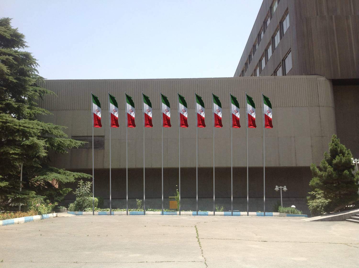 پرچم اهتزاز عمودی